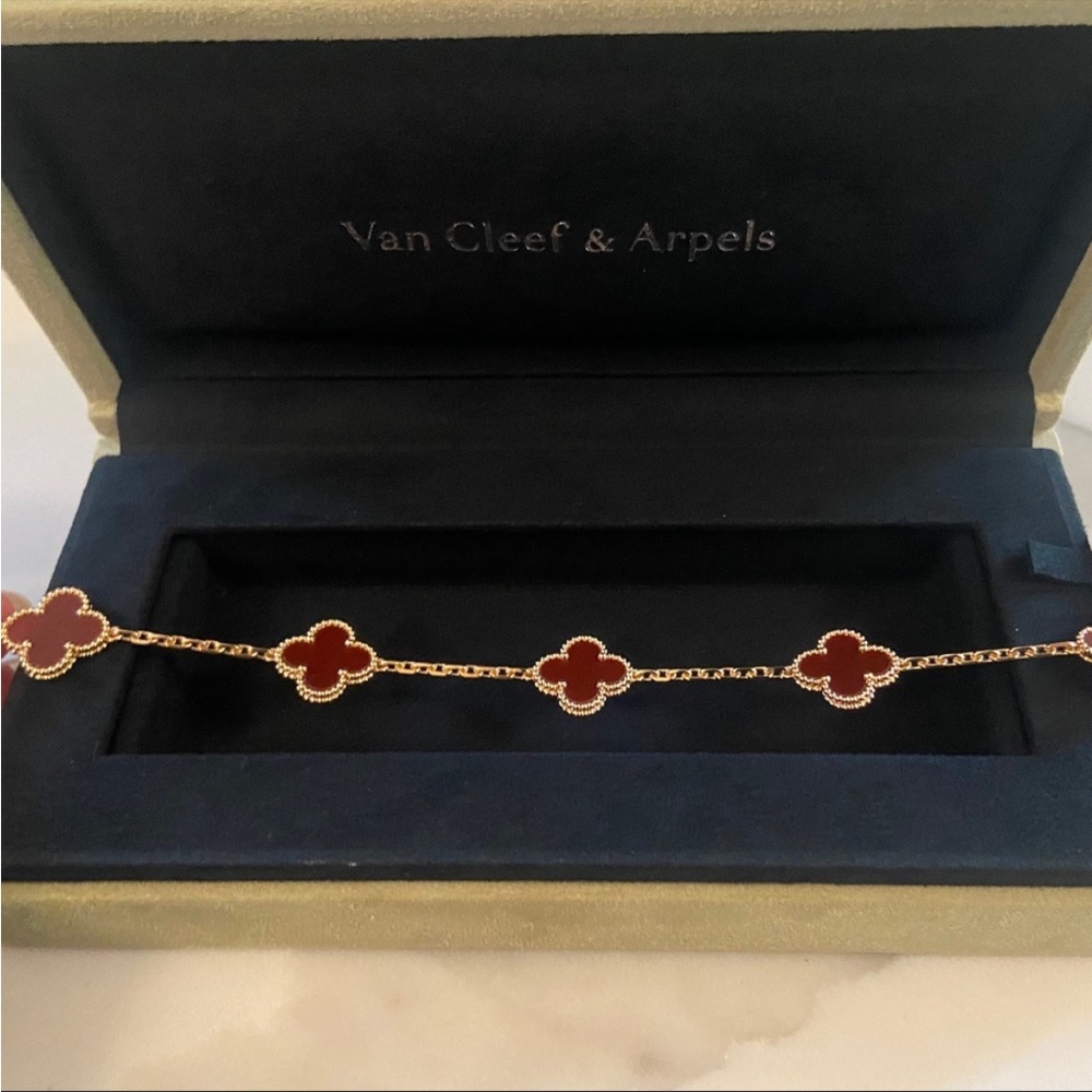 Van cleef & arples 5 motifs bracket
